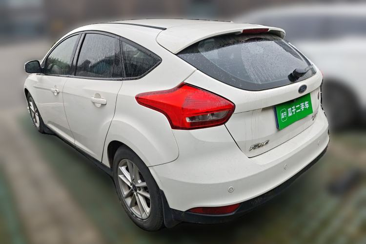 Used Ford Focus 2015 Hatchback EcoBoost 125 Automatic Supreme Style Edition