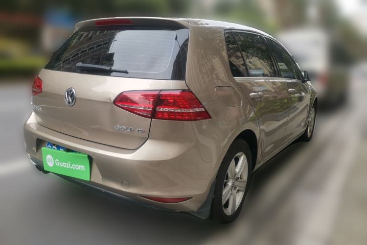 Used Volkswagen Golf 2014 1.4TSI Automatic Luxury Model
