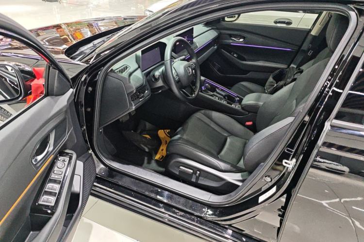 Used Honda Accord 2025 Sport Series 260TURBO Luxury Edition
