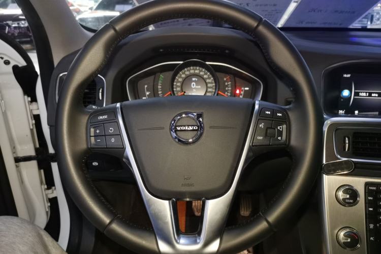 Used Volvo S60 2018 S60L T3 Smart Progress Edition