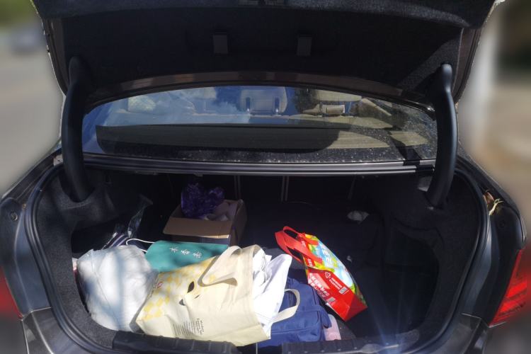 Used BMW 3 Series 2015 320Li Luxury Edition Fashion Model Trunk