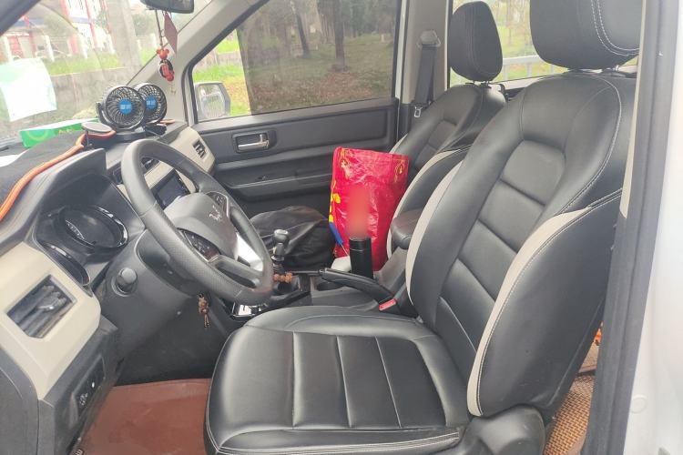 Used Wuling Hongguang PLUS 2020 1.5L Manual Comfort 7-Seater Left Front Seat