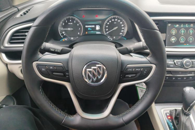Used Buick GT 2019 15T Dual-Clutch Connected Elite Model China VI Steering Wheel