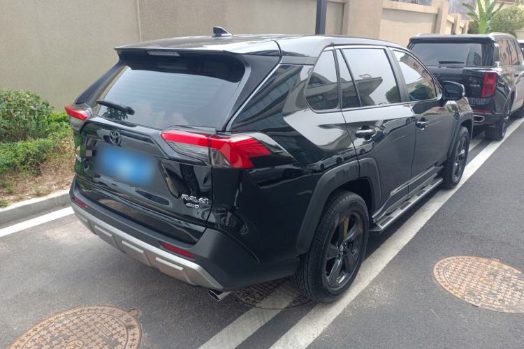 Used Toyota RAV4 2022 2.0L CVT 4x4 Style Plus Edition Rear Right 45 Deg