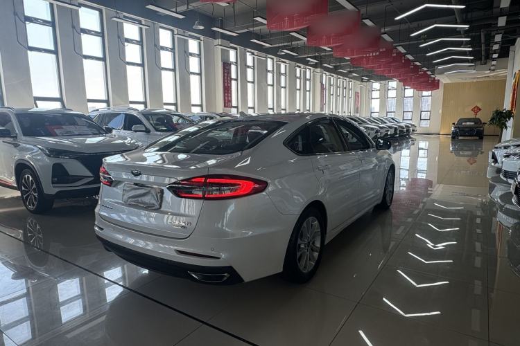 Used Ford Mondeo 2020 EcoBoost 180 Stylish Model Exterior 5