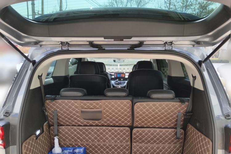 Used Roewe iMAX8 2021 400TGI Flagship Edition
