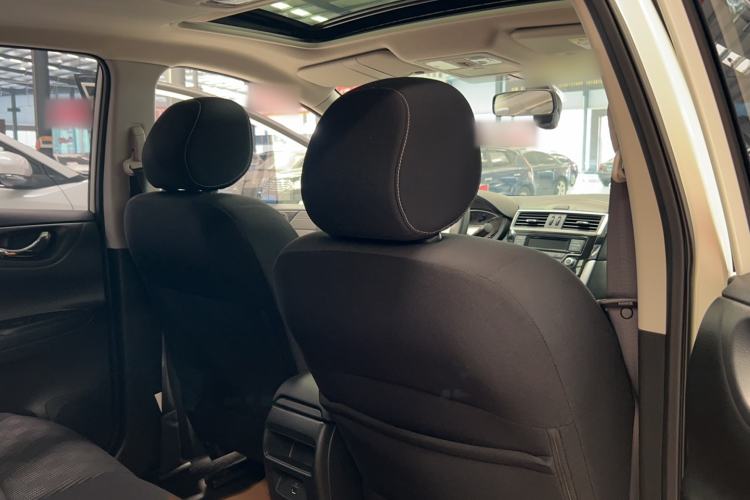 Used Nissan Tiida 2021 1.6L CVT Cool Edition Interior 3