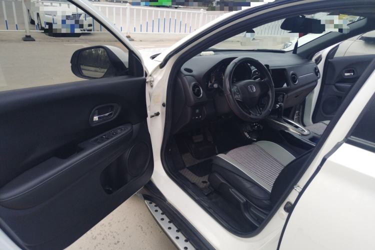 Used Honda XR-V 2015 1.8L EXi CVT Comfort Version
