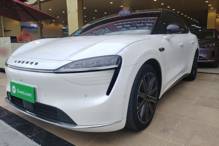 Used Hima Luxeed R7 2024 All-Electric 736 km Ultra