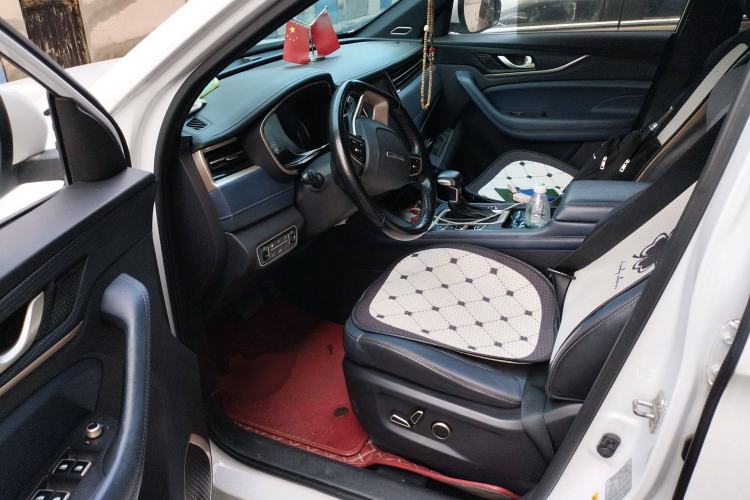 Used CHANGAN OSHAN COS1 2018 1.5T Automatic Smart 7-Seater
