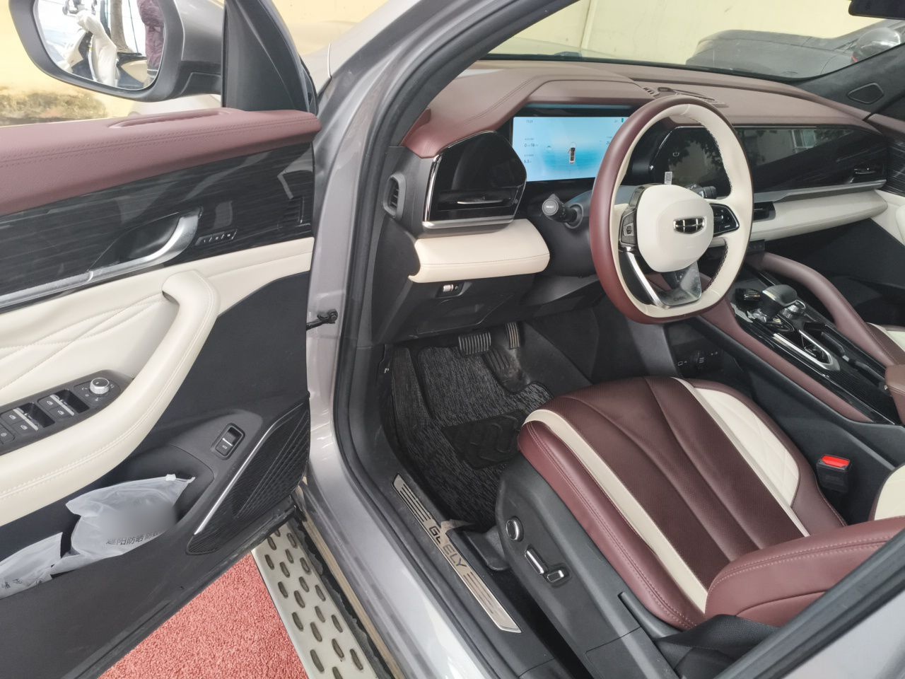 Geely Auto Monjaro L 2024 2.0TD High-Power Automatic Two-Wheel Drive Yunqi Version — снимка 19