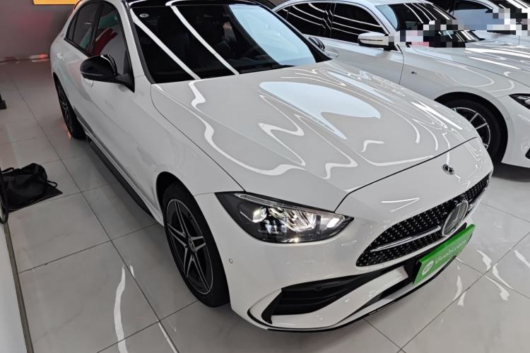 Used Mercedes-Benz C-Class 2024 Facelifted C-Class 260 L Night Edition Sports Version Exterior 1