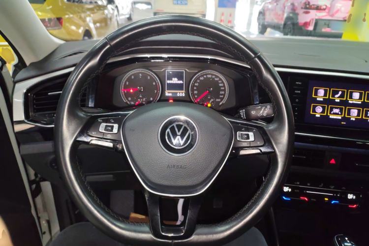 Used Volkswagen Tayron 2022 330TSI Two-Wheel Drive Luxury Smart Connectivity Version Steering Wheel