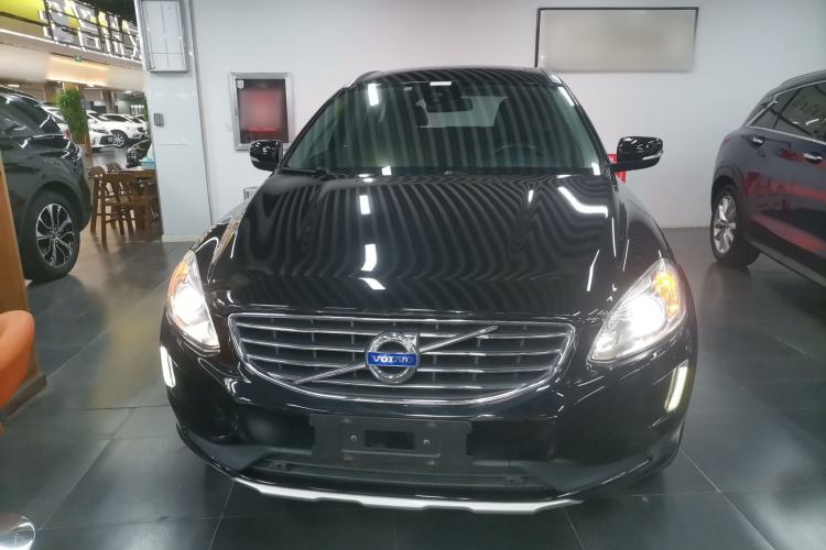 Used Volvo XC60 2016 T5 Smart Upgrade Model
