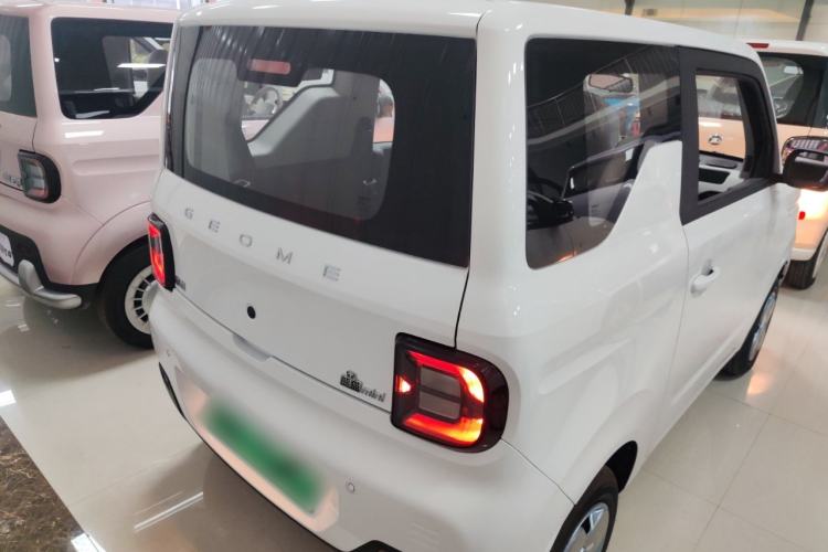 Used Geely Galaxy Panda 2024 Panda Mini 200km Endurance Bear Rear