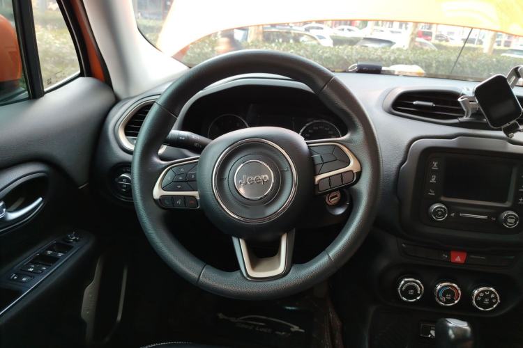 Used Jeep Renegade 2017 180T Automatic High-Energy Version