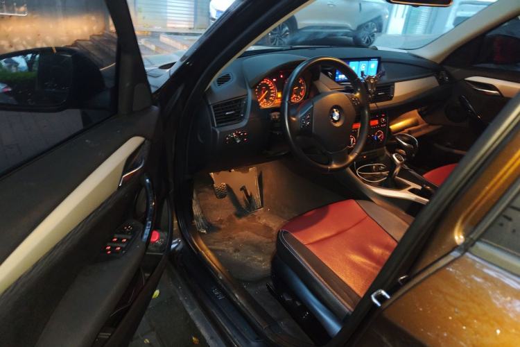 Used BMW X1 2013 sDrive18i manual model