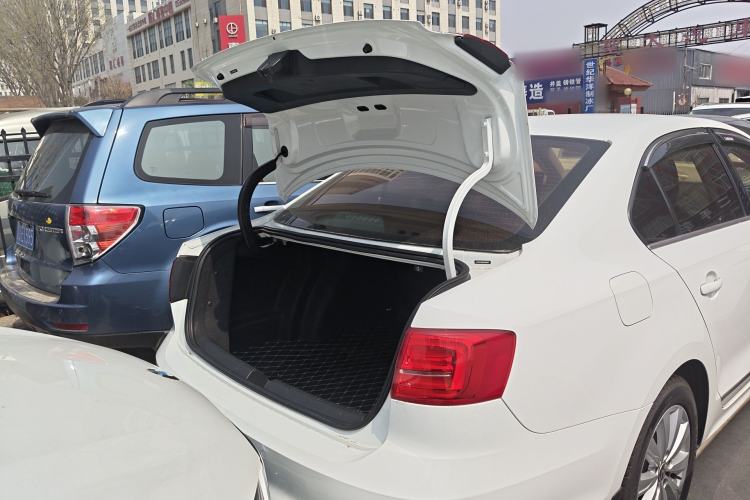 Used Volkswagen Sagitar 2016 230TSI 25th Anniversary Edition
