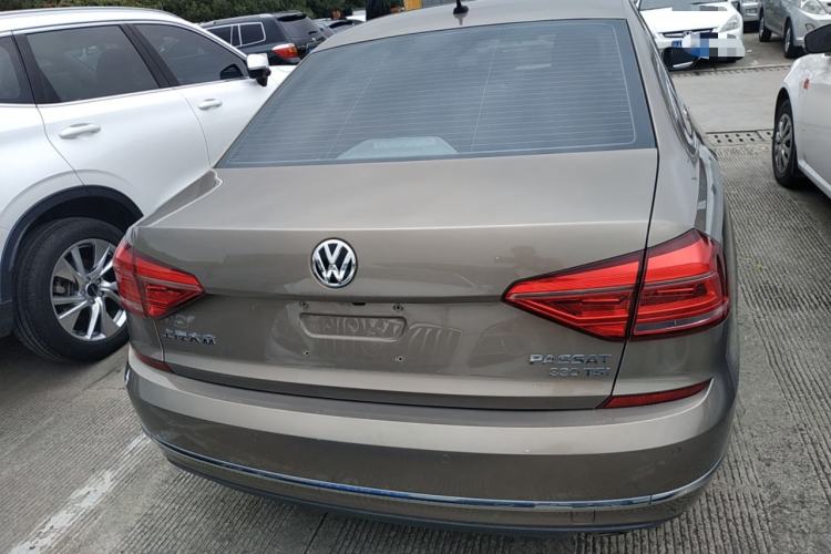 Used Volkswagen Passat 2017 330TSI DSG Luxury Edition