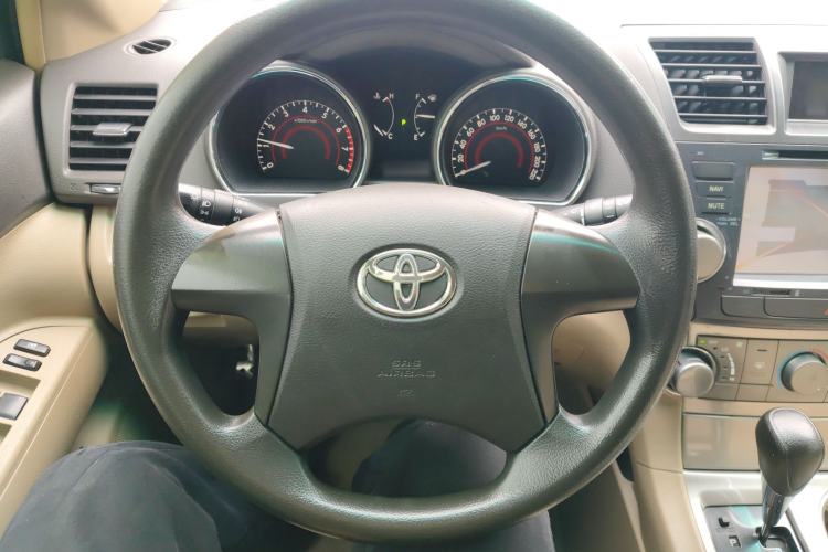 Used Toyota Highlander 2012 2.7L 2WD 5-Seater Elite Edition Steering Wheel