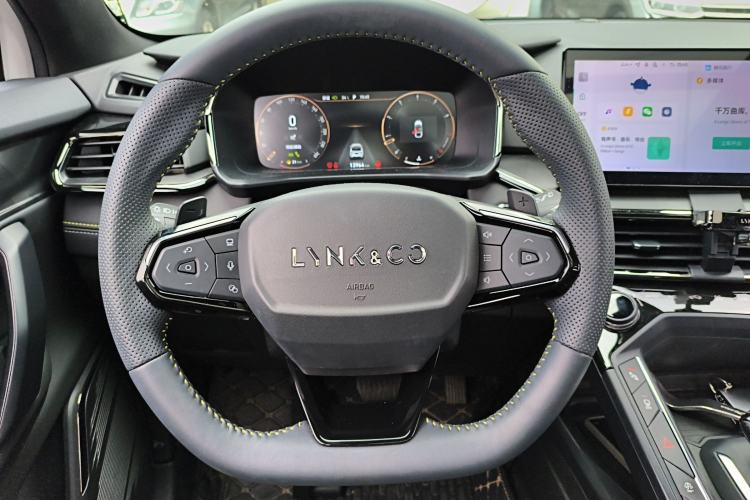 Used Lynk & Co 06 2023 Remix 1.5T Dynamic Halo Steering Wheel