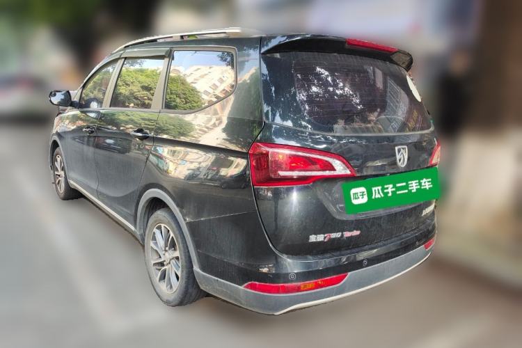 Used Baojun 730 2019 1.5T CVT Fashion Model 7 Seats China V Emission Standard
