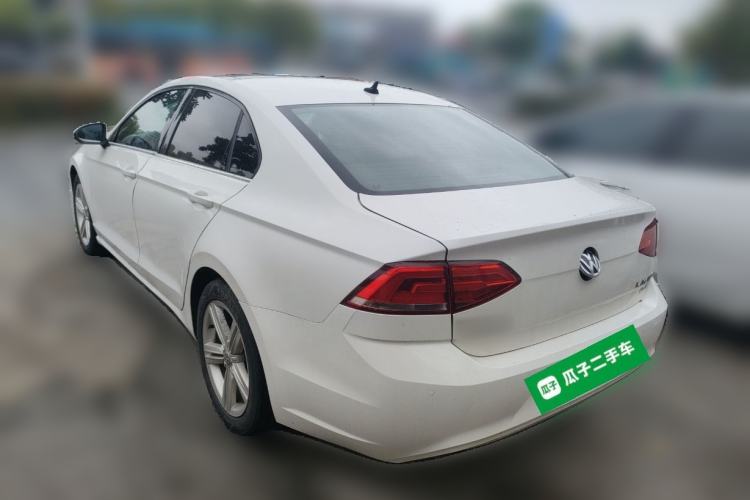 Used Volkswagen Lamando 2017 280TSI DSG Comfort Edition Rear Left 45 Deg