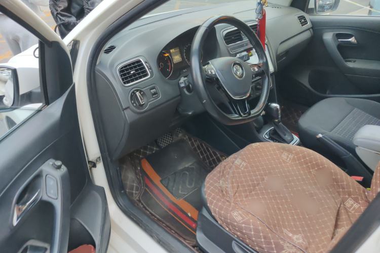 Used Volkswagen Polo 2016 1.6L Automatic Comfort Model Driver Seat