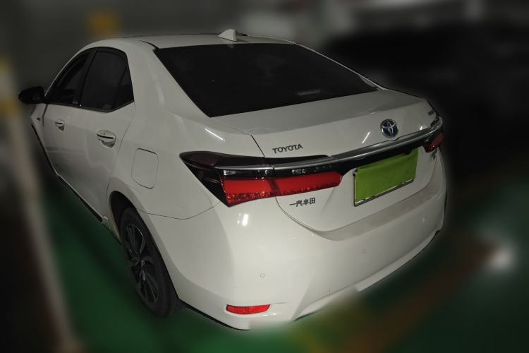 Used Toyota Corolla 2017 Revised Dual-Engine 1.8L E-CVT Elite Edition