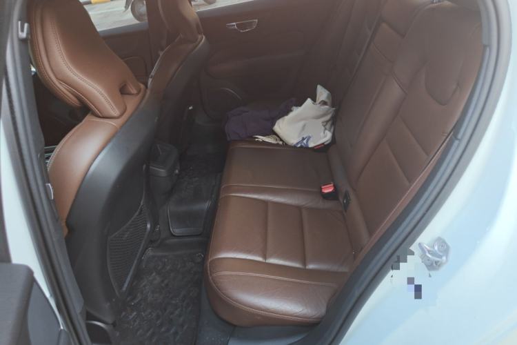 Used Volvo S60 2020 T4 Zhiyi Luxury Edition