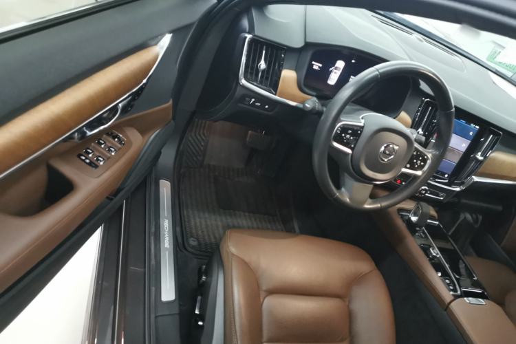 Used Volvo S90 New Energy 2022 Restyled T8 E-Drive Hybrid Zhiyi Luxury Edition Driver Seat