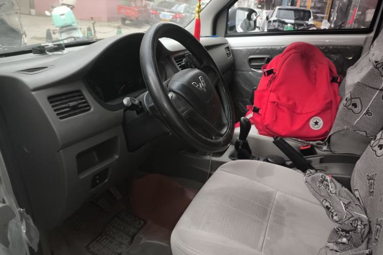 Used Wuling Rongguang V 2018 1.5L Practical Version Left Front Seat