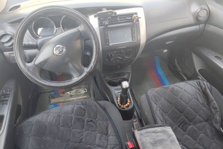 Used Nissan Livina 2015 1.6XE Manual Comfort Edition