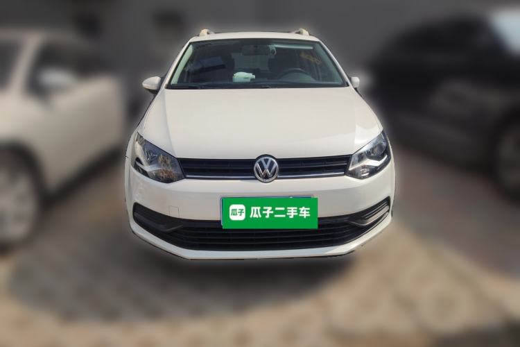 Used Volkswagen Polo 2016 1.4L Manual Fashion Model
