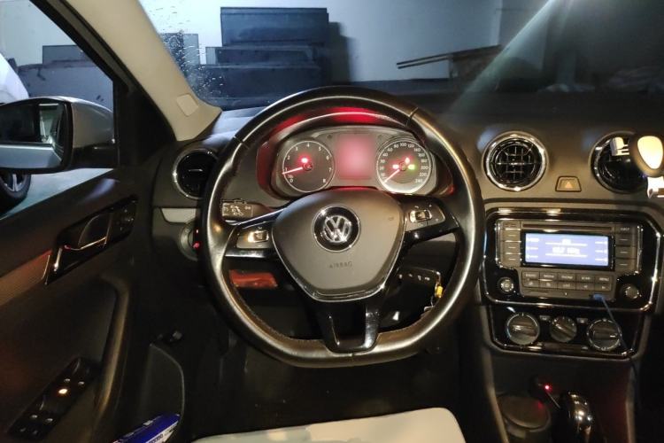 Used Volkswagen Jetta 2019 Dream Edition 1.5L Automatic Comfort Version
