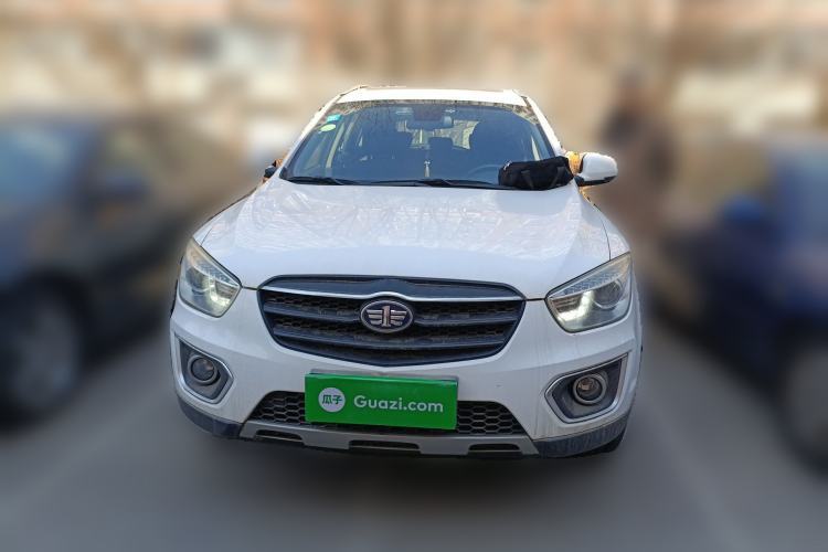 Used Bestune X80 2016 2.0L automatic Comfort trim level