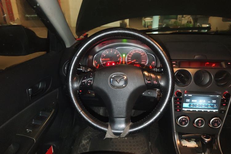Used Mazda 6 2015 2.0L Automatic Fashion Edition Steering Wheel