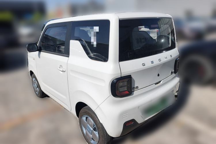 Used Geely Galaxy Panda 2023 Panda Mini 120km Asian Games Edition
