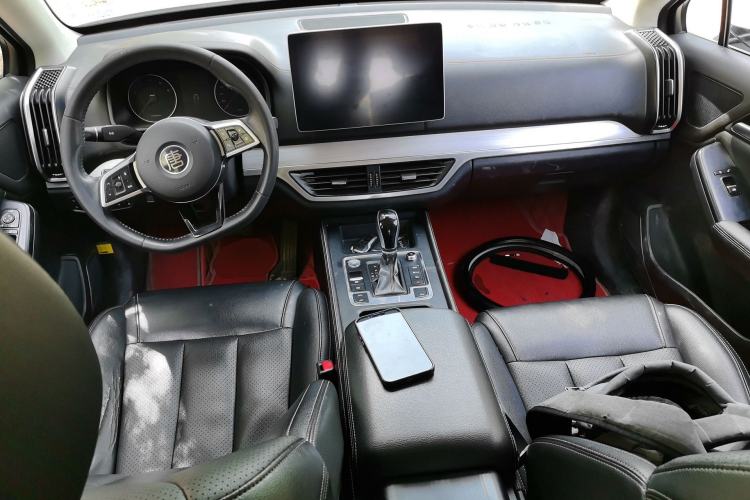 Used BYD Tang 2018 2.0T Automatic Smart Connect Prestige 7-Seater China V Standard Center Console