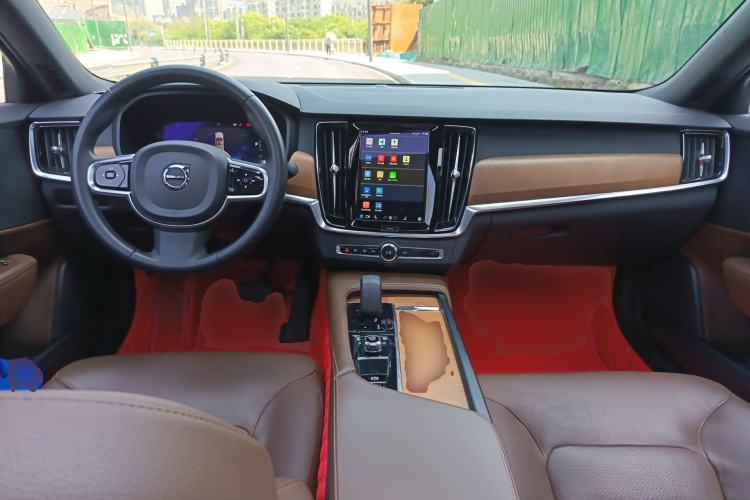 Used Volvo S90 2023 B5 Zhiyi Luxury Edition Center Console
