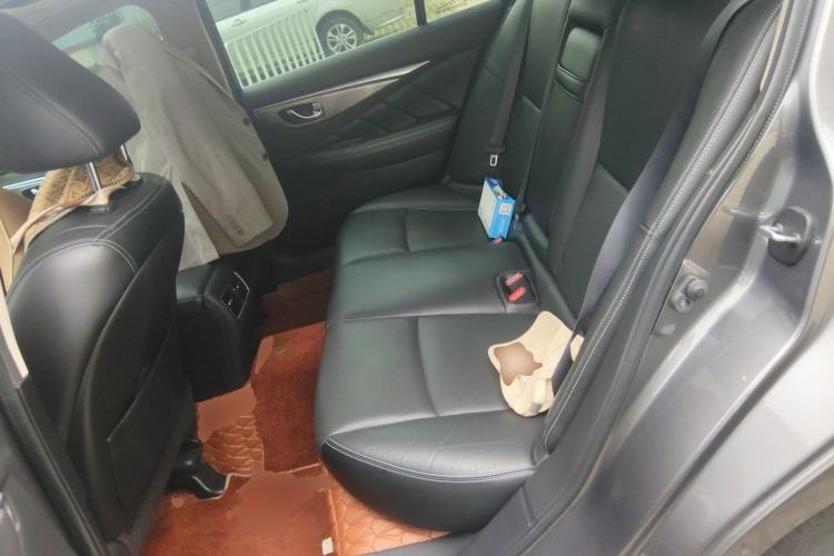 Used Infiniti Q50L 2018 2.0T Enjoyment Version China VI Standard Left Rear Seat