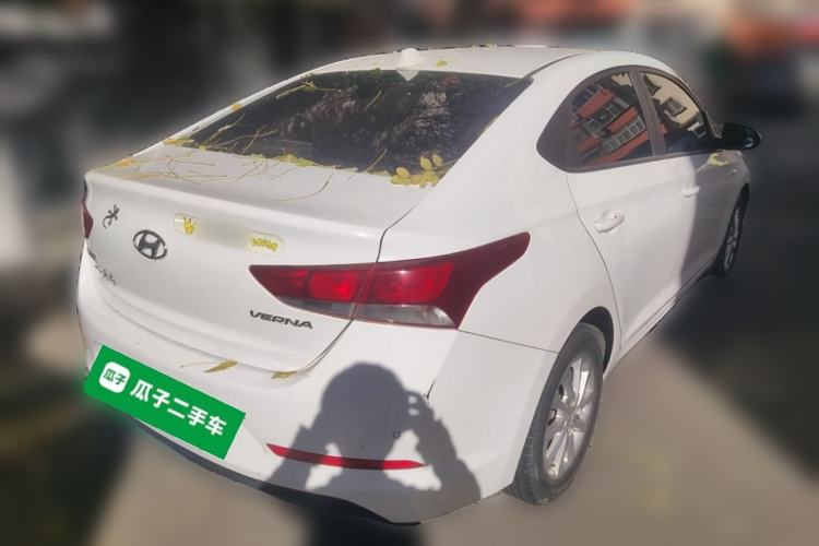 Used Hyundai Verna (new generation) 2016 1.4L Manual Cool Edition GLS Rear Right 45 Deg