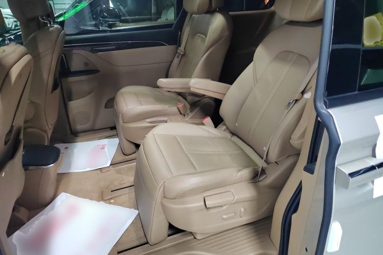 Used Buick GL8 2017 ES 28T Luxury Model China V Standard