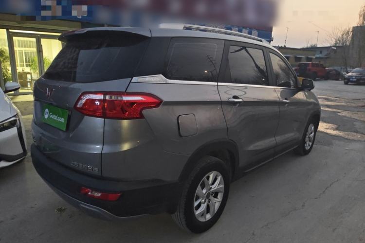 Used Wuling Hongguang S3 2018 1.5L Manual Luxury Model China V Standard
