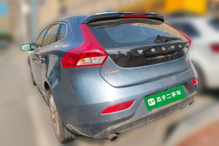 Used Volvo V40 2013 2.0T Zhiyi Edition Rear Left 45 Deg