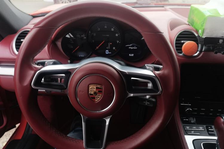 Used Porsche 718 2020 Cayman 2.0T Steering Wheel