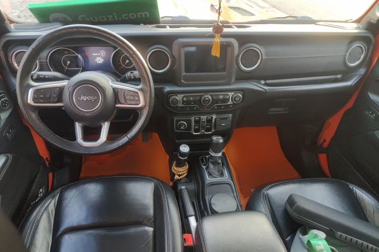 Used Jeep Wrangler 2018 2.0T Sahara Four-Door Edition