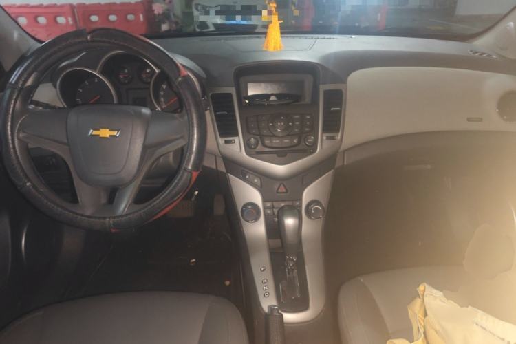 Used Chevrolet Cruze 2013 1.8L SE AT
