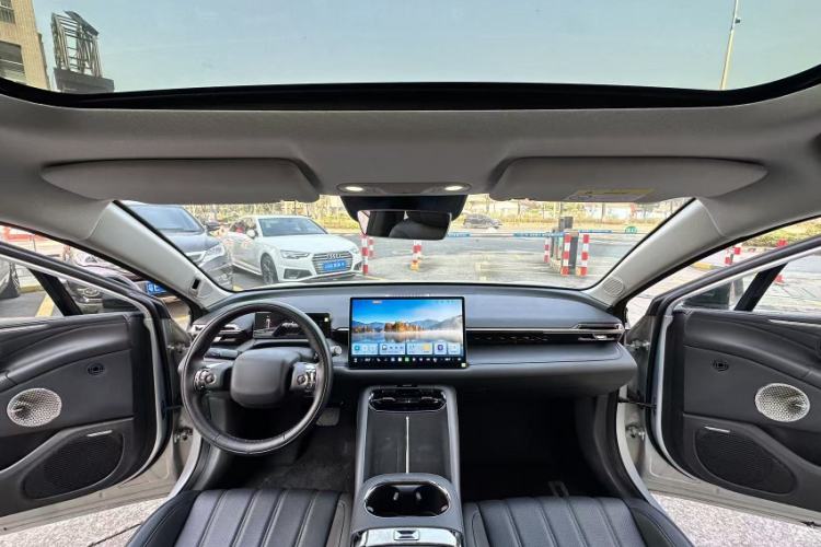 Used AION RT 2025 650 LiDAR Edition Interior 4