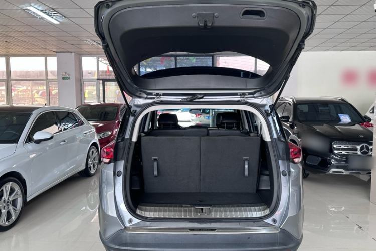 Used Chevrolet Orlando 2019 Redline 530T Automatic Enjoyment Version (5+2 Seating) China VI